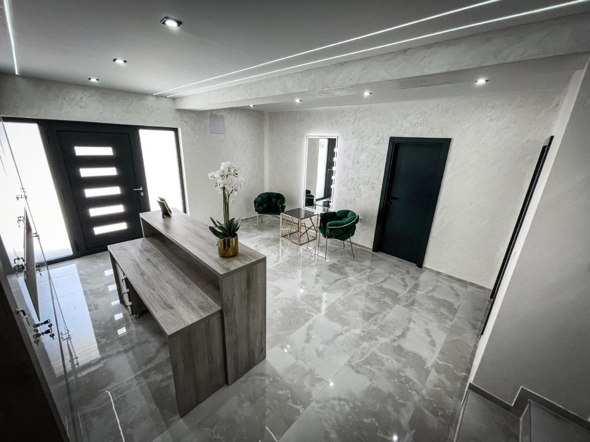 Apartmani Mila Лакташи Экстерьер фото