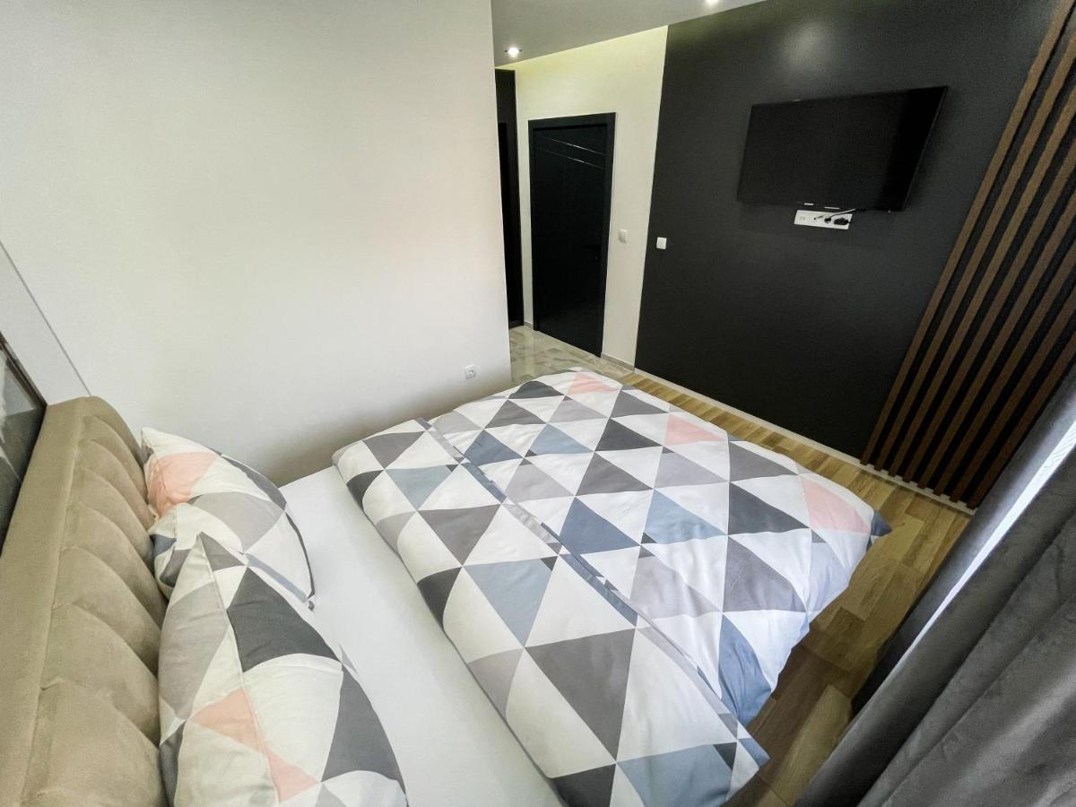 Apartmani Mila Лакташи Экстерьер фото